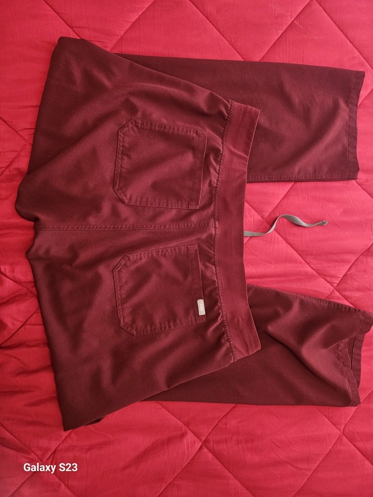 Women's Figs Scrubs Set XL