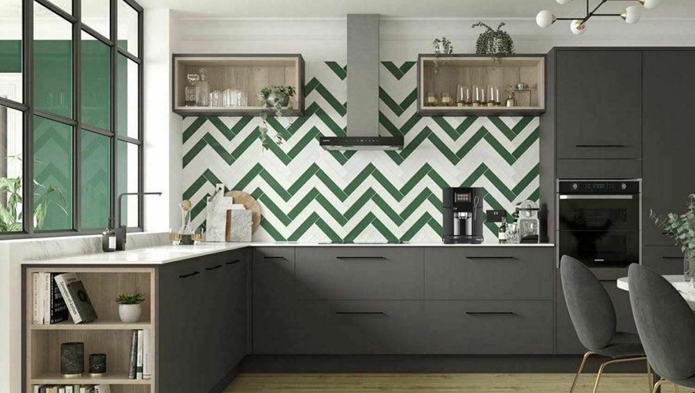 Espresso Machine with Large 3.5" Touch Screen - Fully Automatic