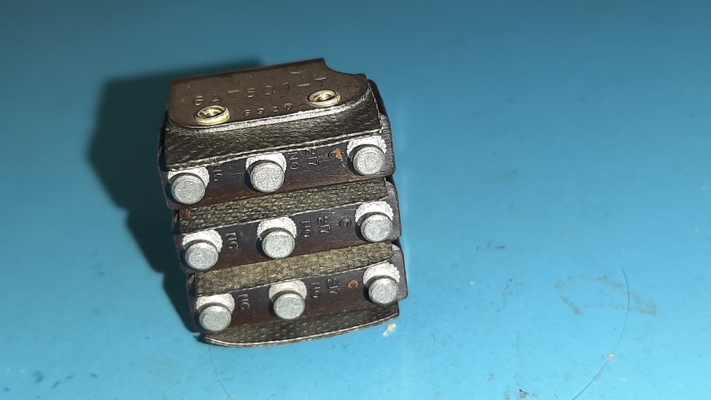 6AT501-T Microswitch Toggle Switch ( HONEYWELL ) VERY SMALL TOGGLE