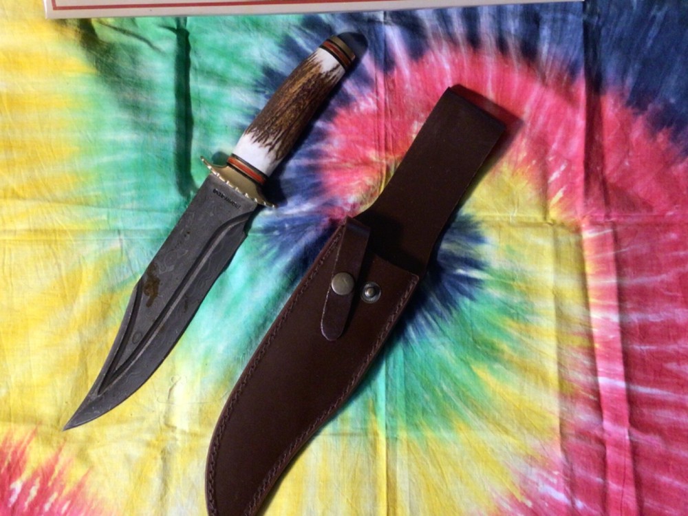 Large Trophy Stag Bowie Knife