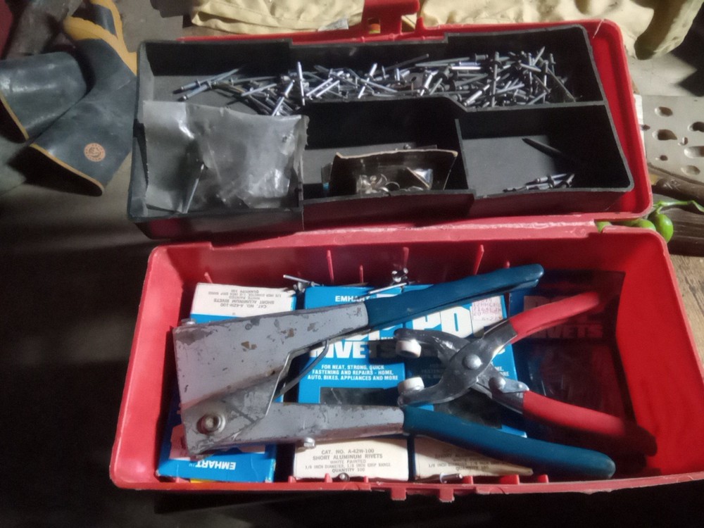 Vintage Pop Rivet Gun And Accessories