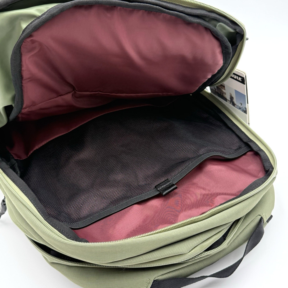 Thule Paramount Commuter Backpack 27L Olivine w Reflective Rain Cover