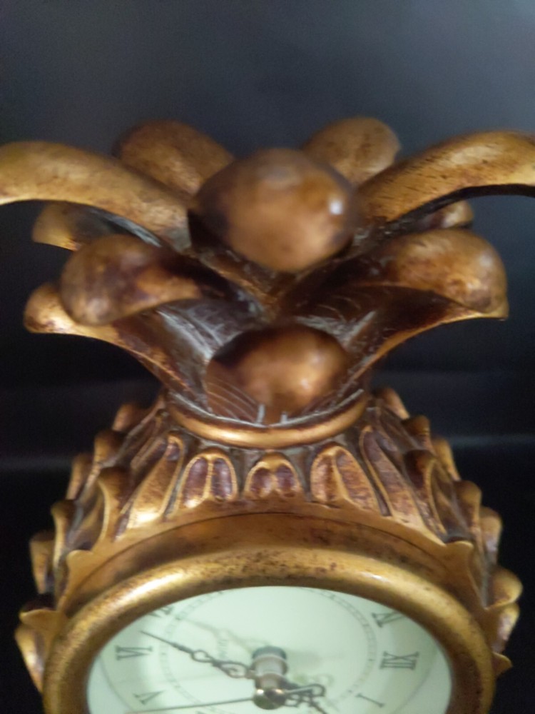 Pineapple Clock Works Great! Copper/Gold Color