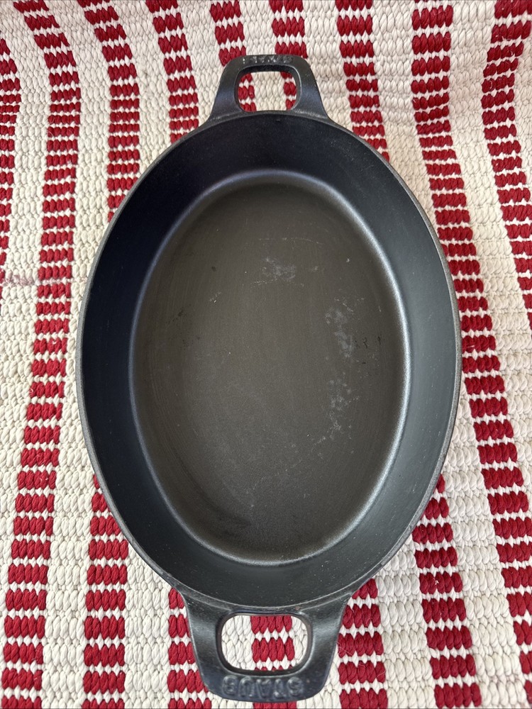 STAUB Cast Iron Stackable Oval Gratin Baking Dish 13”x9” 2.25QT | Matte Black