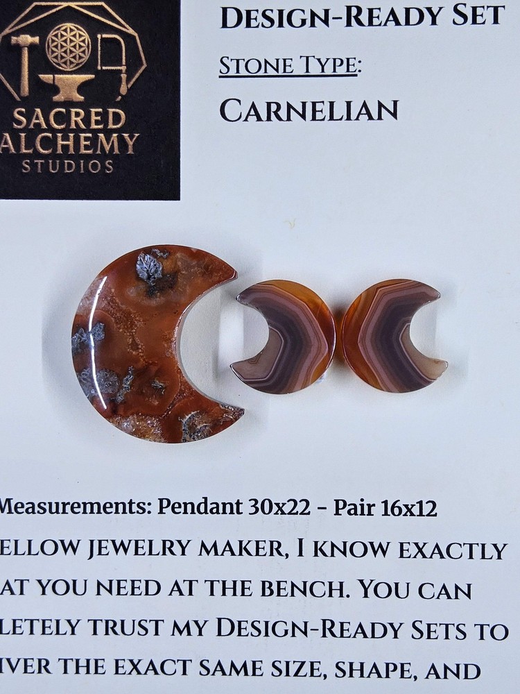 Crescent Moon - Carnelian - Design-Ready Set