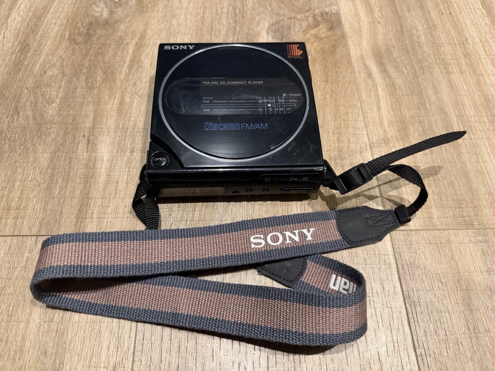 SONY VINTAGE CD DISCMAN D-T3/D-T30... UNTESTED