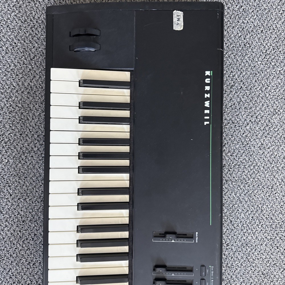 Kurzweil PC88 Performance Controller Keyboard