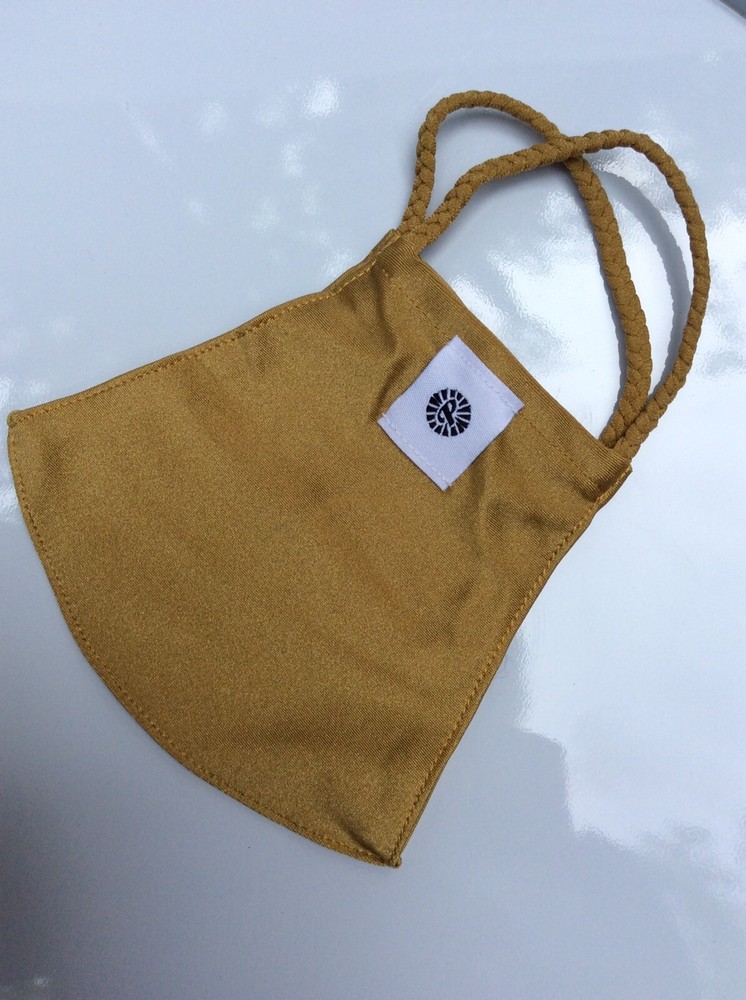 2021 FACE MASK ~ POMCHIES ~ SOLID GOLD ~ NEW