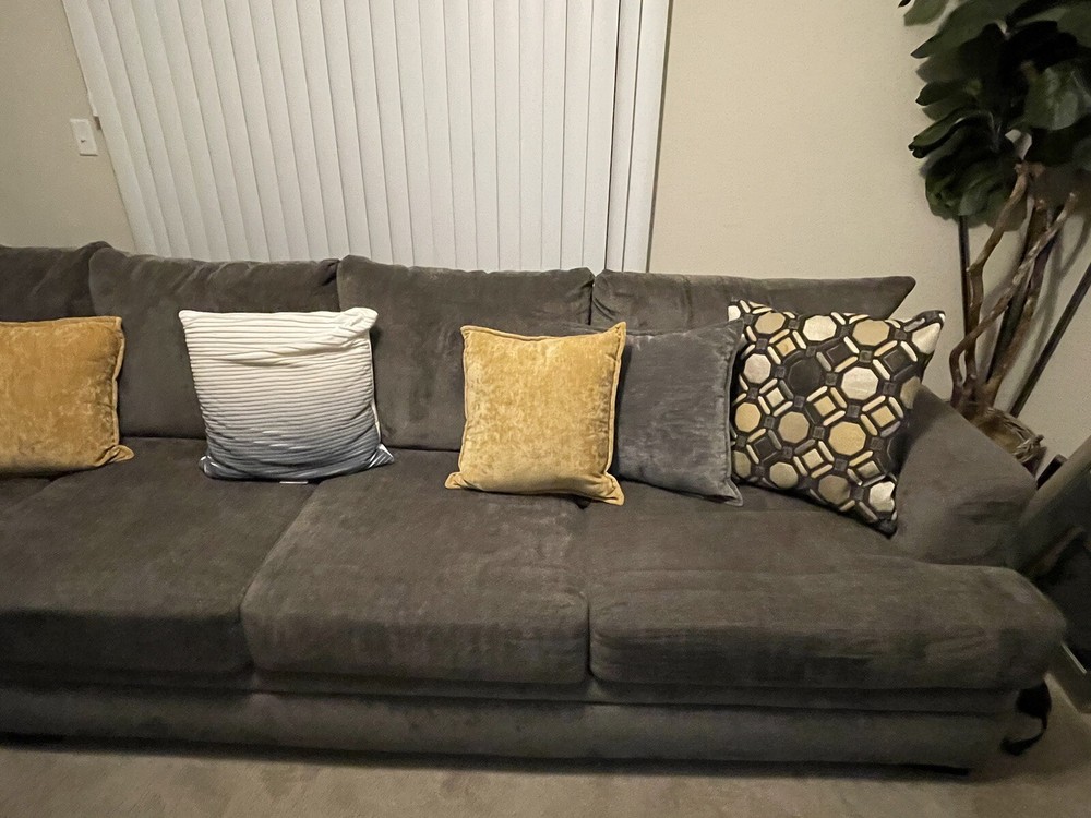2-piece sectional couch with throw pillows! 