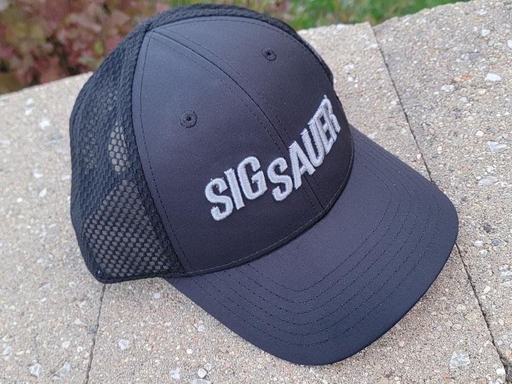 SIG SAUER BLACK MESH BACK TRUCKER ADJUSTABLE CAP HAT