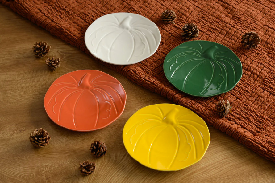 Pumpkin Shaped Plate