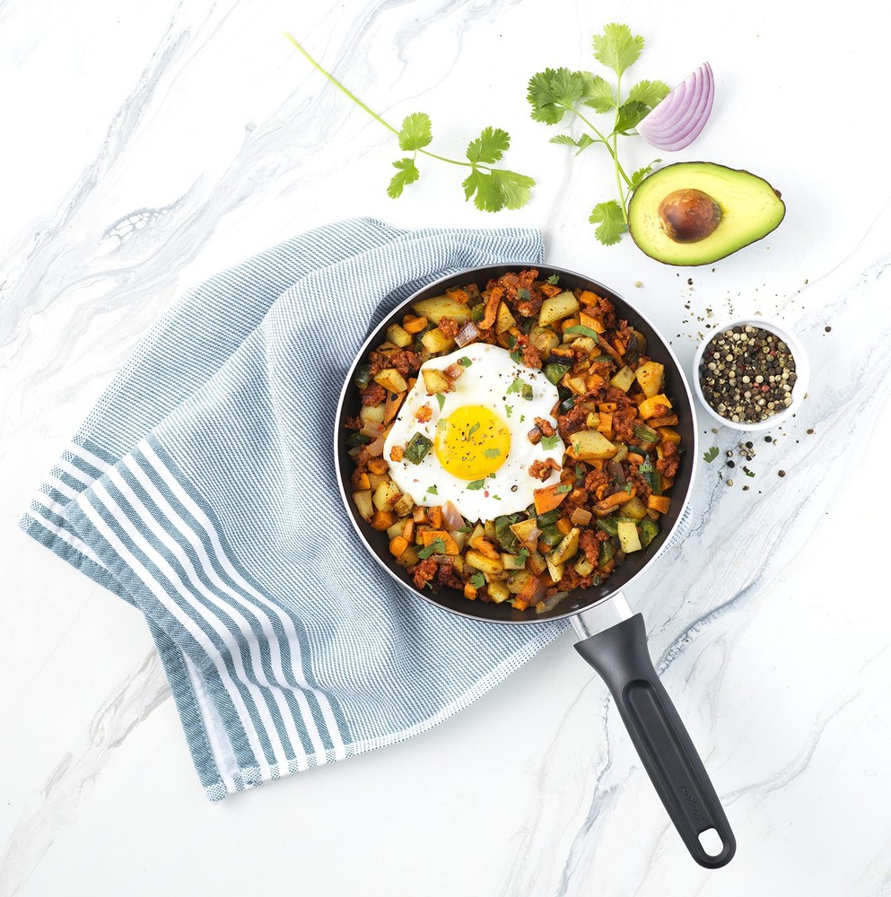 Basics Nonstick Frying Pan, 7.8 Inch, Black