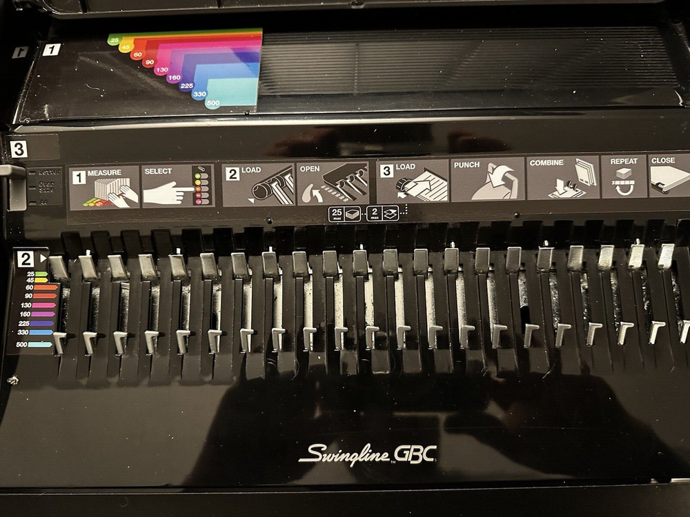 Swingline GBC CombBind C340, Precision Punch Manual Binding Machine