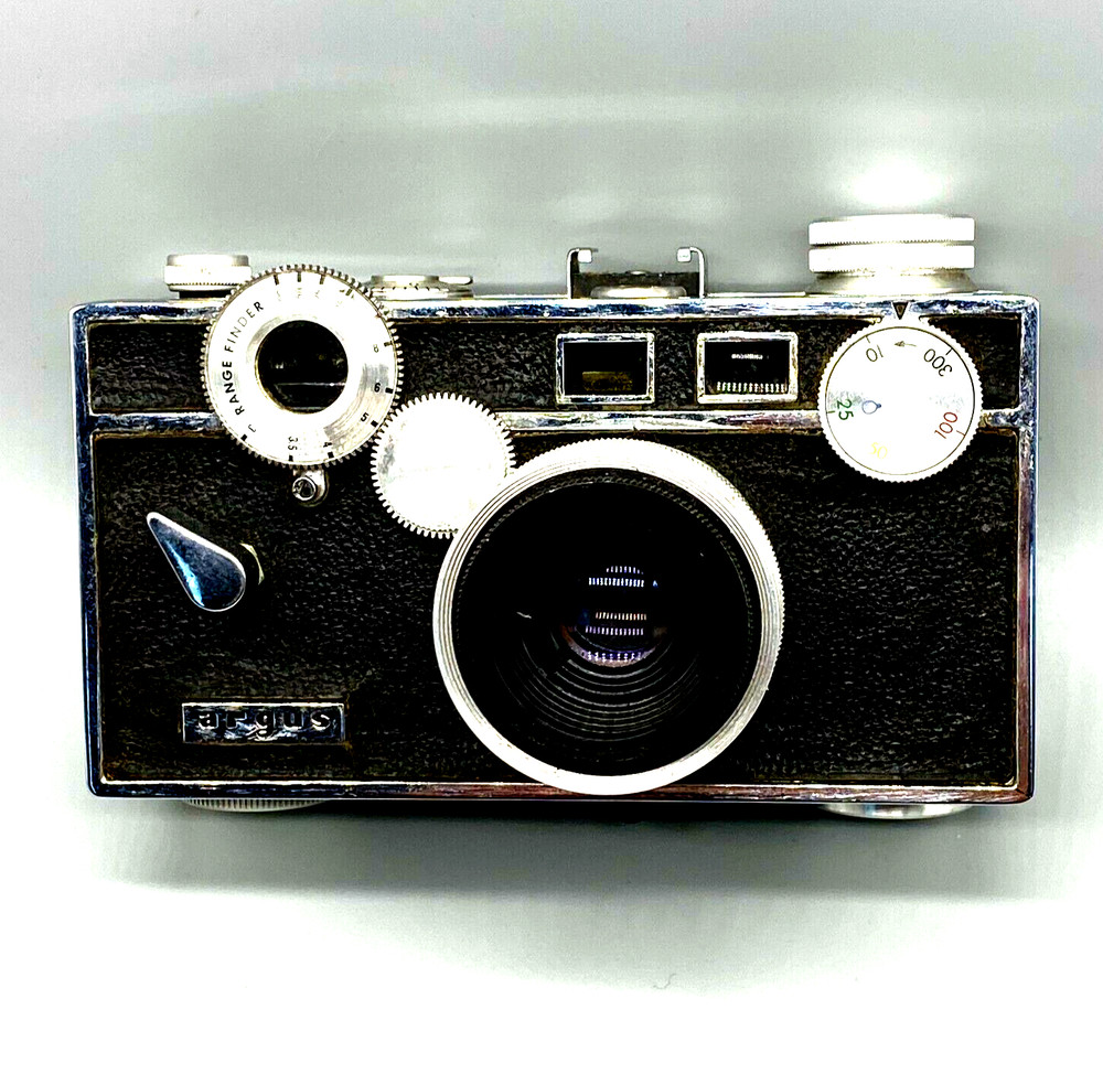 Argus C3 Brick 35mm Rangefinder Camera w/  Cintar Lens