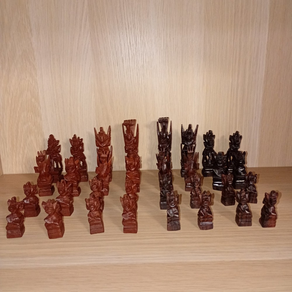 Hand Crafted Indonesian Chess Pieces