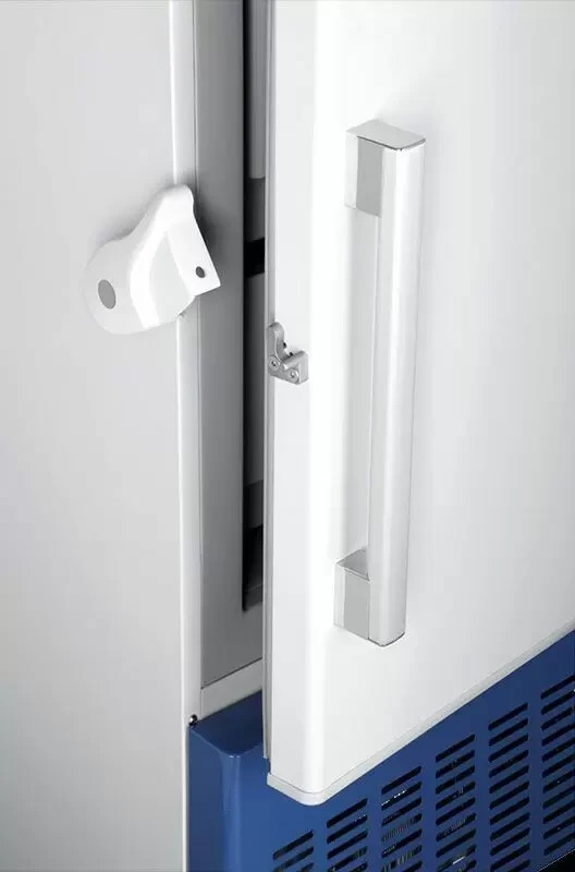 Ai EasyChill 18 Cu Ft -30°C Upright Freezer UL 110V