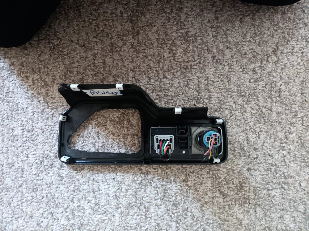 2018 Renegade Charging Outlet And Bezel