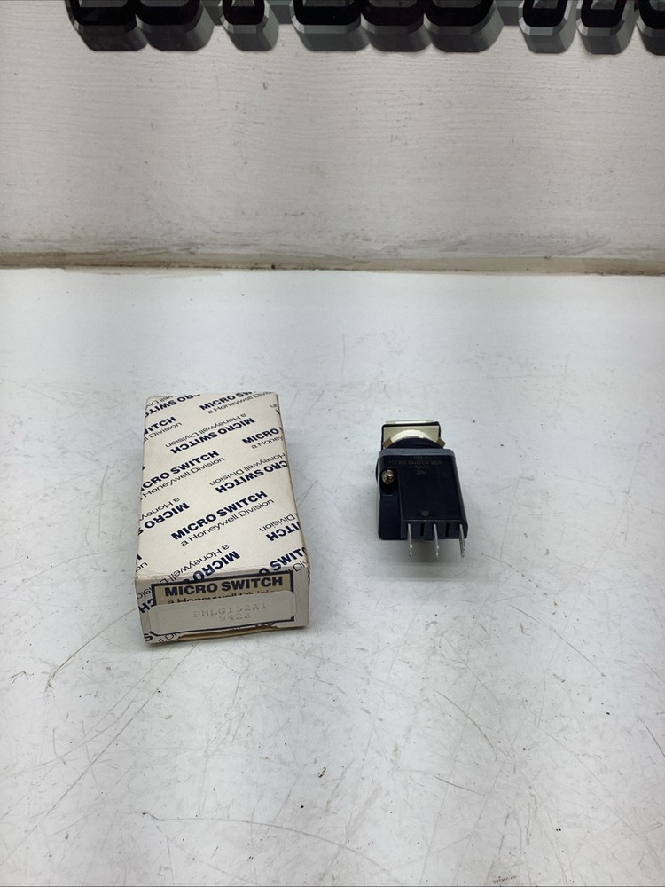 Honeywell Micro Switch PMLG152A1 NIB