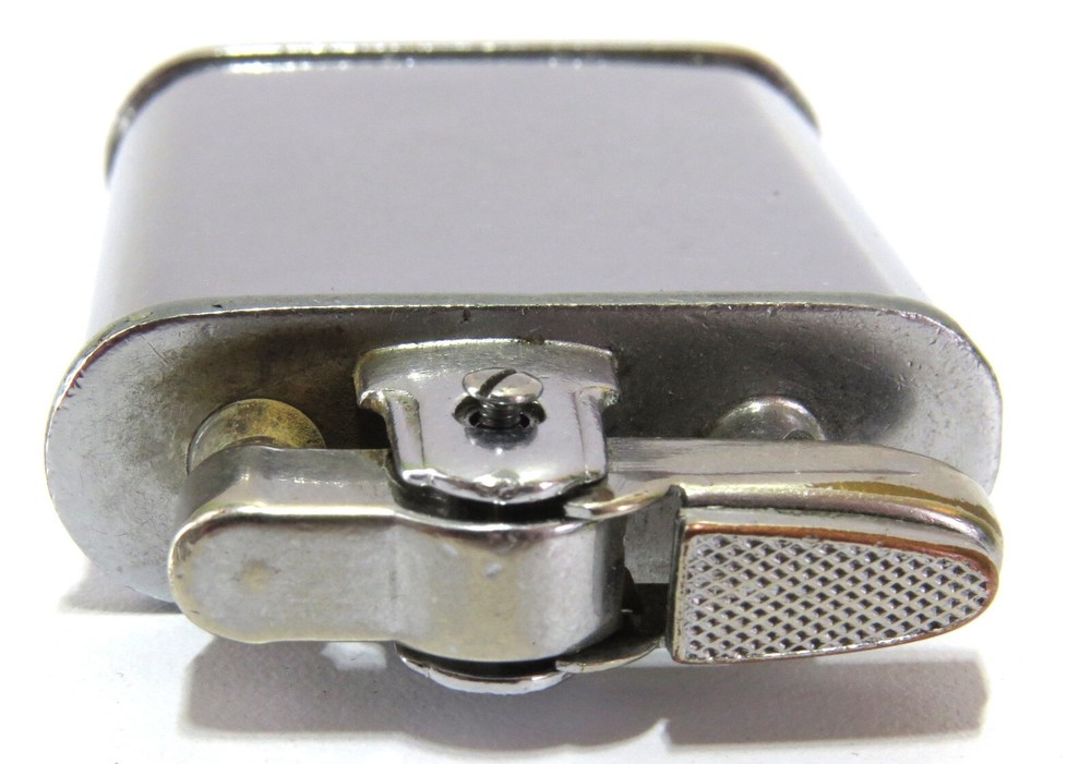 Ronson Vanguard Art Deco Blank Engraved Push-Button Vintage Cigarette Lighter