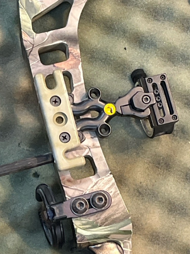 FRED BEAR BUCKMASTER 4000 (PSN040687)