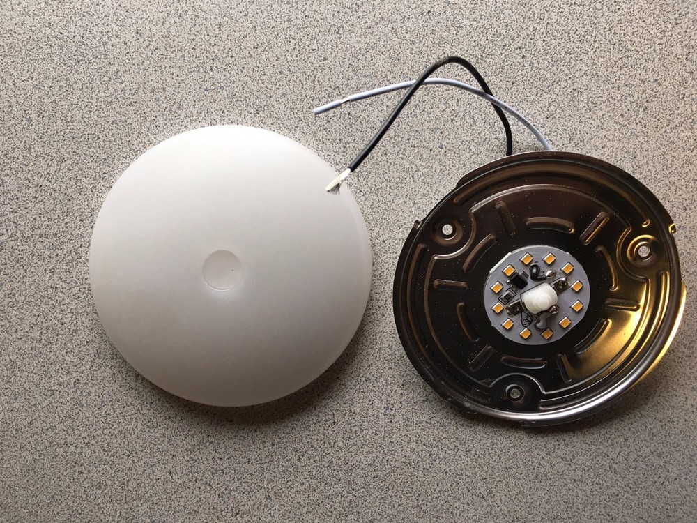 4.5" 12V DREAM LIGHTING LED Ceiling Down Under Cabinet Dome Lamp RV