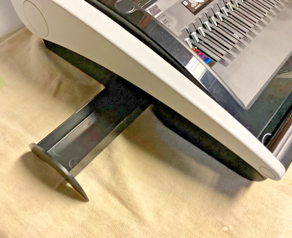 Swingline GBC CombBind C20 Binding Machine - 30 Sheet Capacity