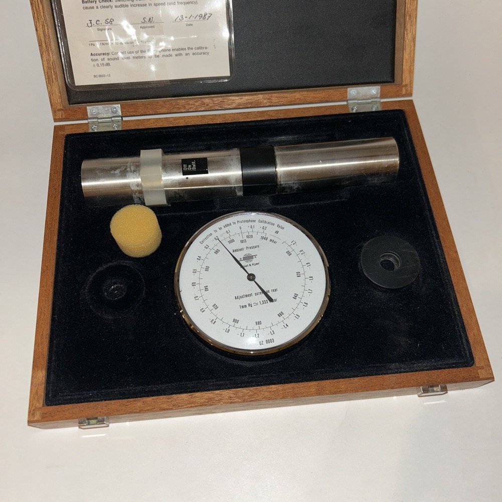 UNTESTED Bruel & Kjaer Pistonphone Type 4220