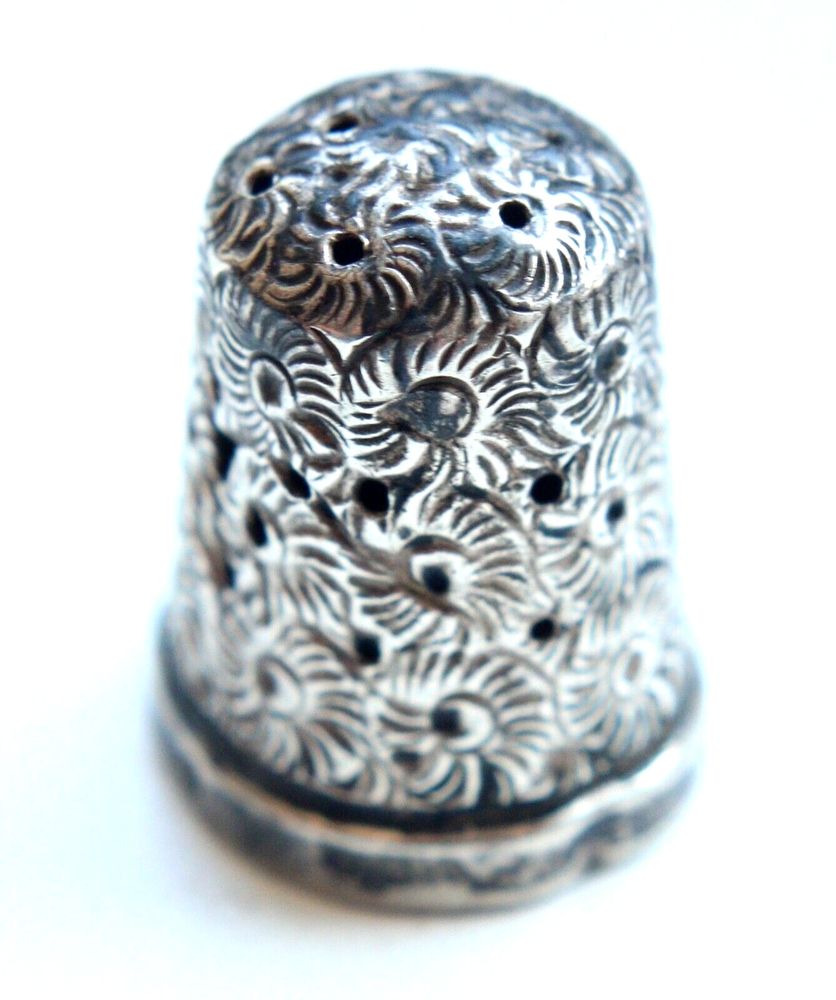 Vintage Sterling Silver Thimble 4.2 gram