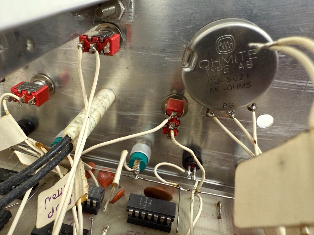 Homebrew IC KEYER W/ PROGRAMMABLE ERASABLE MEMORY