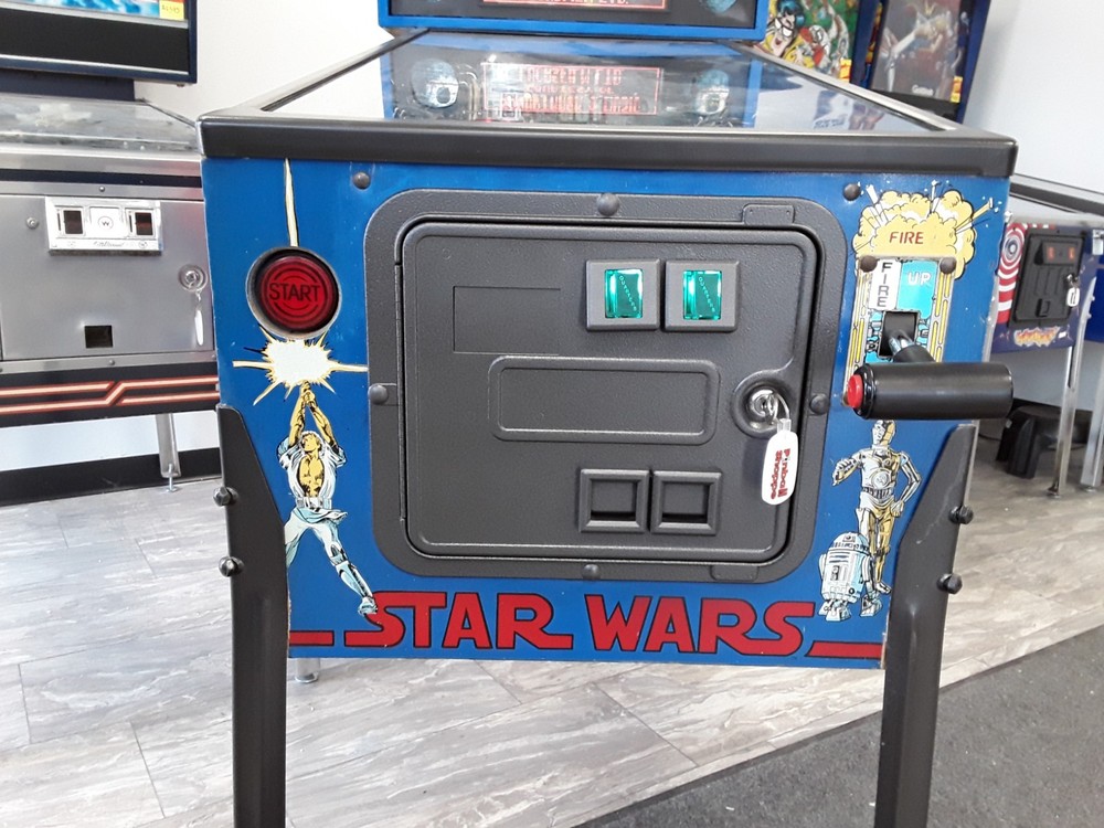 Star Wars Pinball Machine by Data East