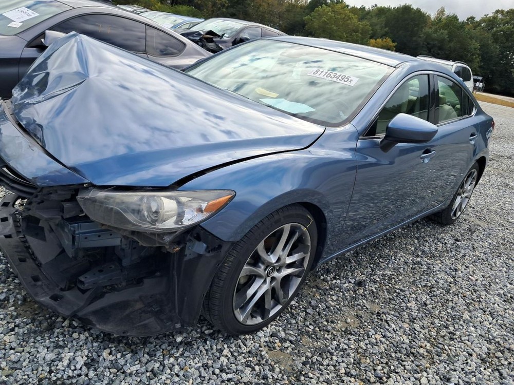 6 2014 Glove Box 4848079