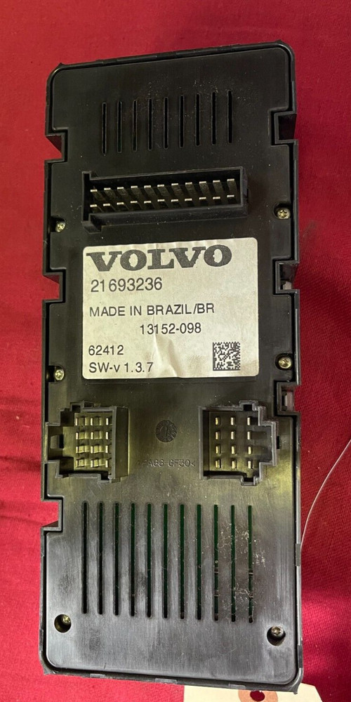 Volvo 21693236 TEMPERATURE CONTROL SWITCH, SLEEPER , bunk OEM, TAB BROKEN