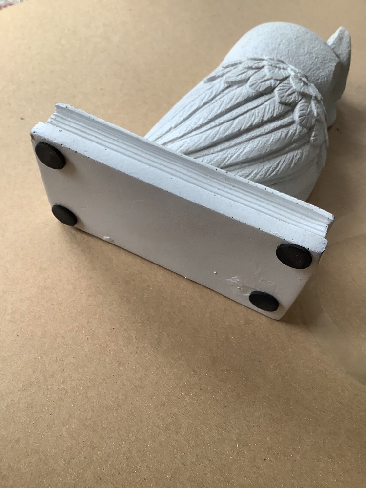 White Resin Owl Book End Or Ends. APPEALING