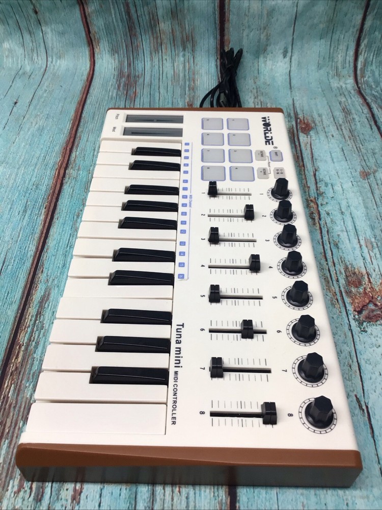 WORLDE Tuna Mini MIDI Keyboard Controller 25-Key