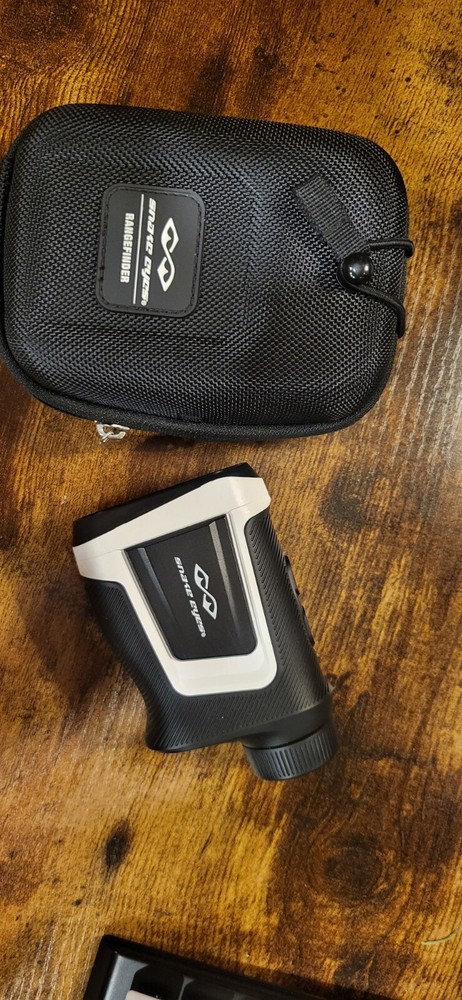 Snake Eyes Snakes eyes Rangefinder Golf Range Finder w/ Case