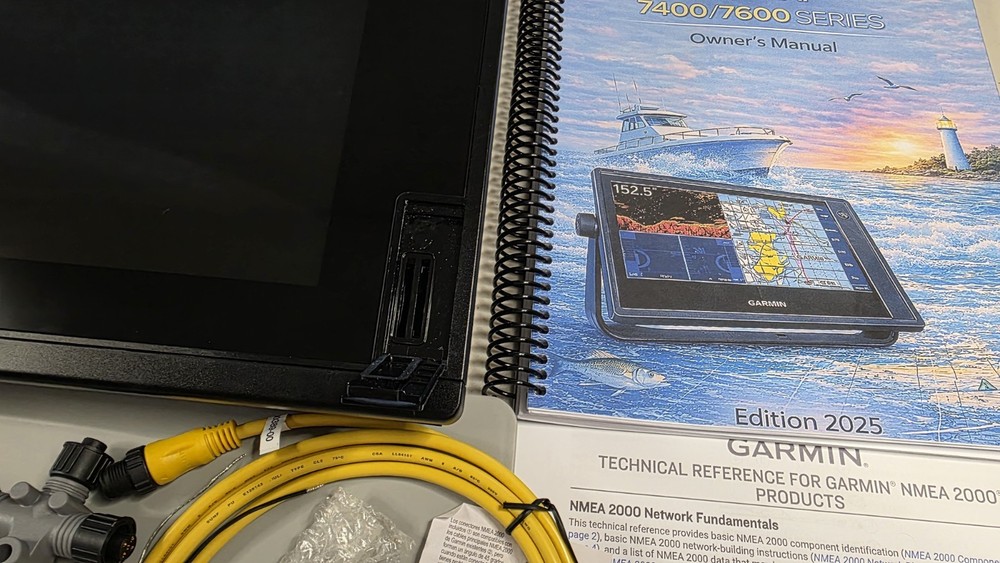 Garmin GPSMAP 7616 16" Marine Chartplotter GPS Fishfinder – Excellent Condition:
