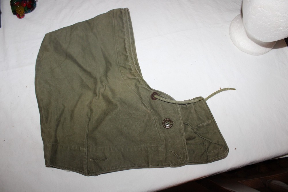 ORIGINAL WWII M-1943 COMBAT FIELD JACKET HOOD, SIZE MEDIUM
