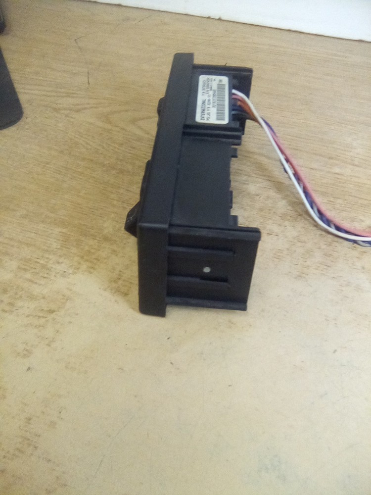 International Prostar 3575432C5 Dash Switch Panel "READ DESCRIPTION"