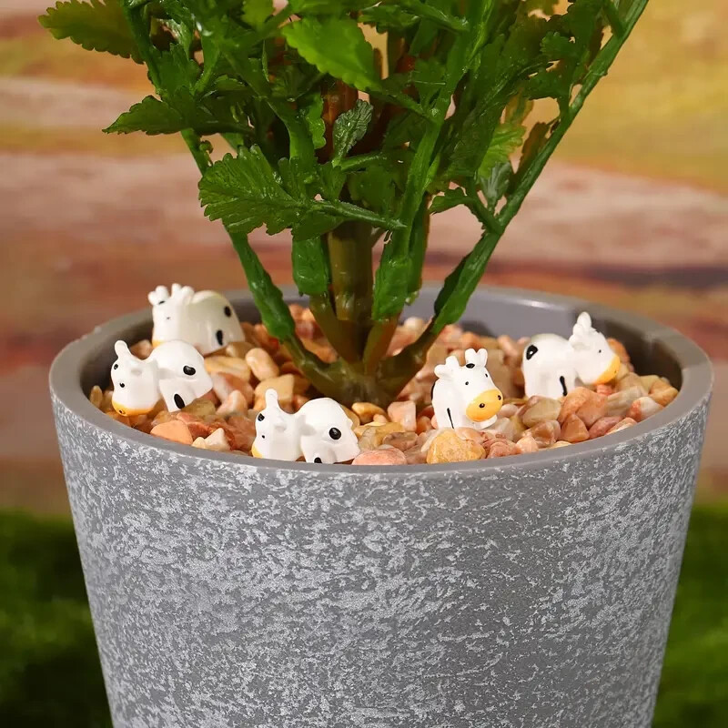 30pcs Resin Miniature Cow Statues