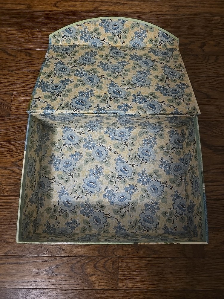 Punch Studio Keepsake Rectangular Magnetic Closure Flap Box 12.5" x 9" x 3.5"