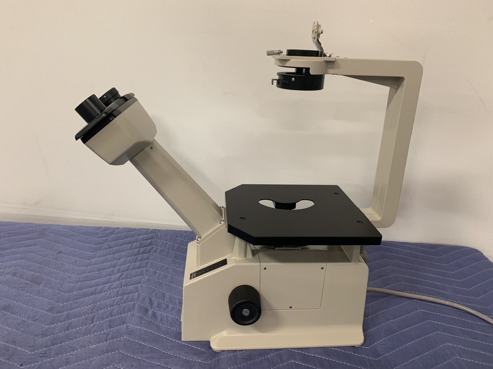 Nikon TMS Microscope