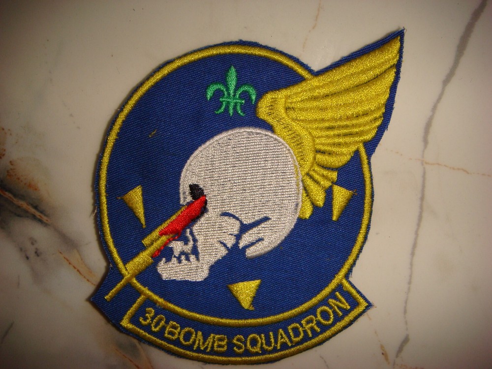 KR WAR PATCH US AIR FORCE 30th BOMBARDMENT SQDN