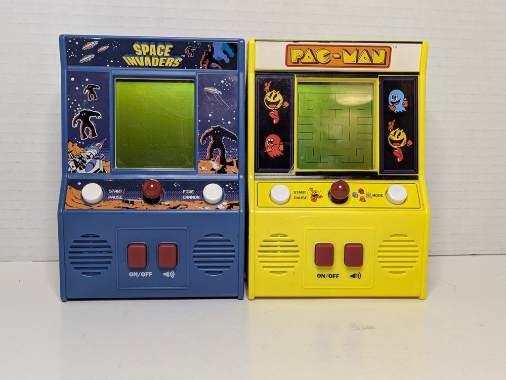 Pac-Man and Space Invaders Handheld Retro Mini Arcade Machines Tested BUNDLE