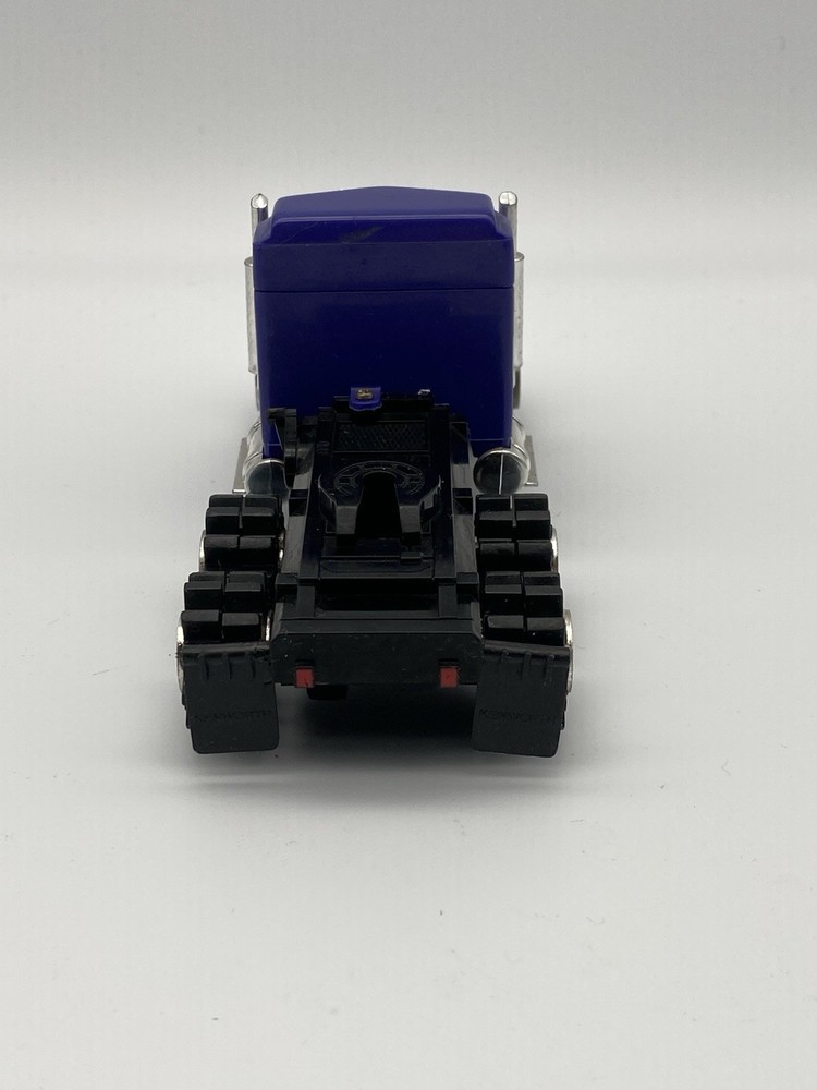 Stomper Semi kenworth Runs And Lights Up