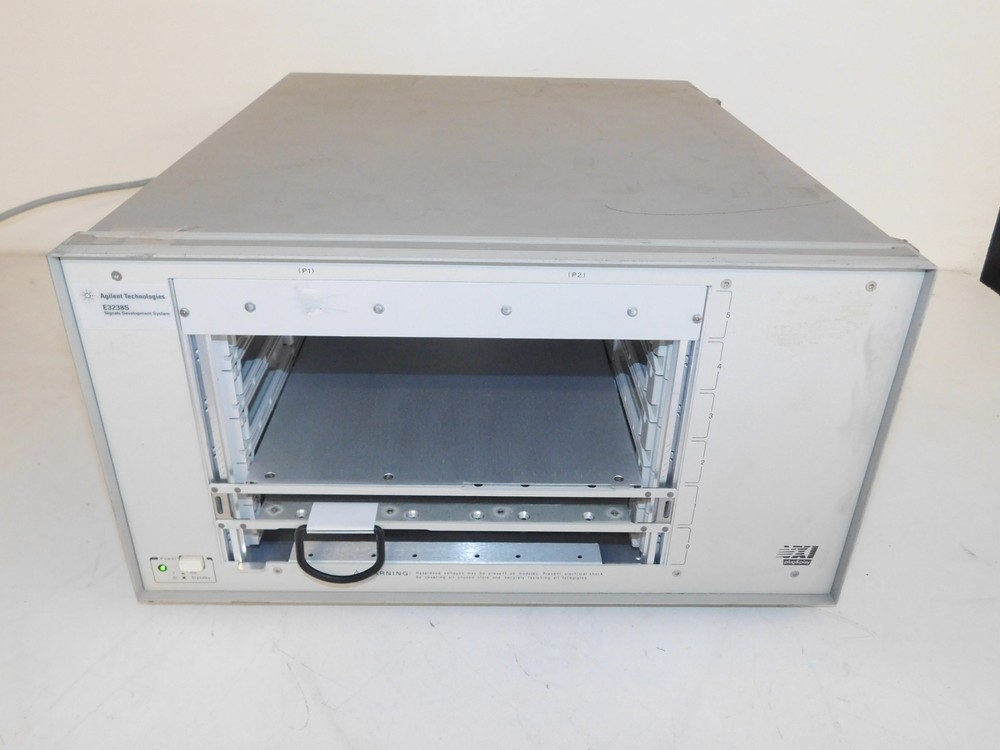 AGILENT TECHNOLOGIES E3238SN SIGNALS DEVELOPMENT SYSTEM / CHASSIS (PLQ69)