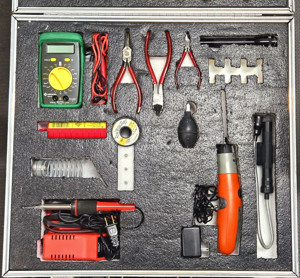 Kippertool Military Electronic System Tool Kit in a Wilson case.