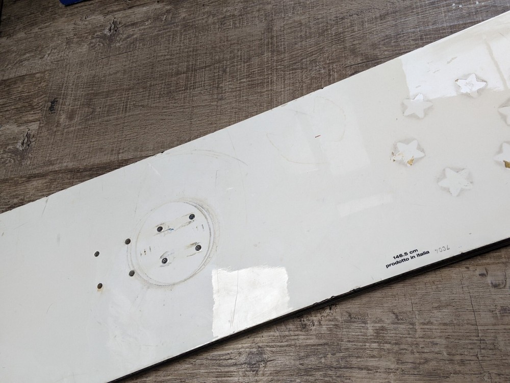 Peter Line 146.5 CM Snowboard Rainbow - White