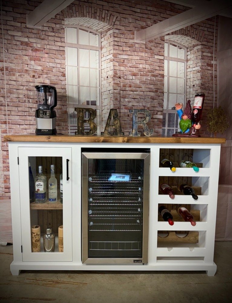 Bar with Fridge