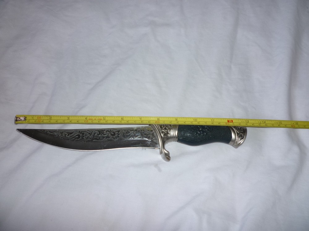 VINTAGE ANTIQUE DAGGER KNIFE