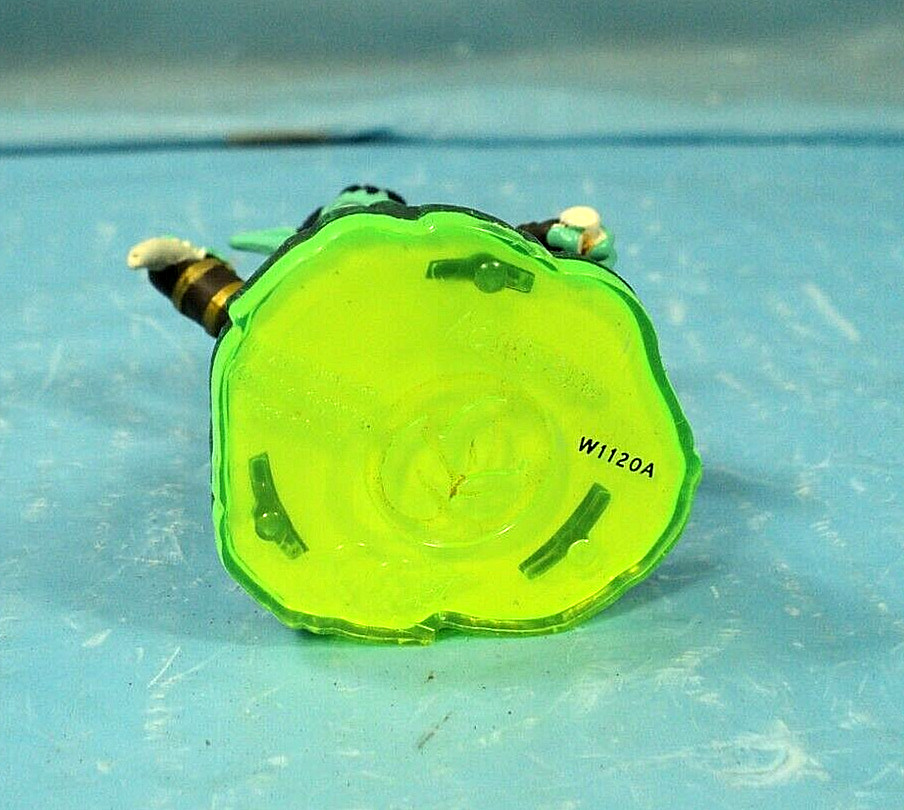 Skylanders Activision 2011 Stealth Elf Figure.